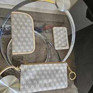 Satchel purse tan & sky blue. With an eyeglass case, wristlet, and ID pouch